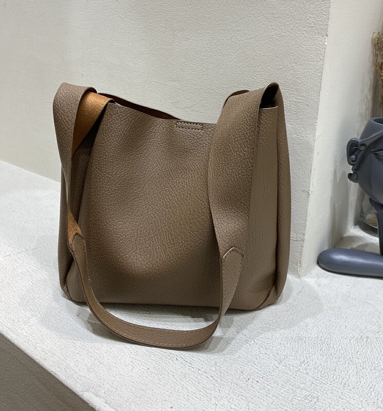 【MISSLAN】Korean version of ins casual soft leather child mother bucket shoulder bag (with waist bag) E230# XJ