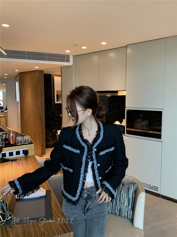New in early autumn! [REMAIN] round neck single-breasted fashion short coat 226185# XYJ