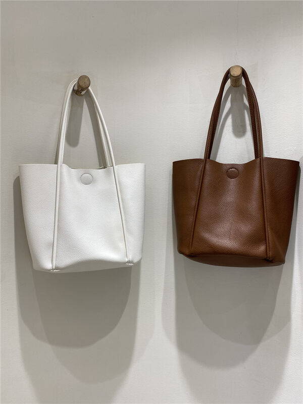 【MISSLAN】Commuter Fashion Large Capacity Versatile Shoulder Bag (with Pouch) E167# XJ