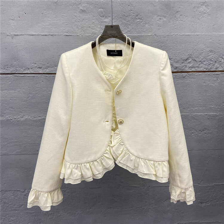 New in early autumn! [REMAIN] V-neck fungus edge all-match short jacket 226188# XYJ