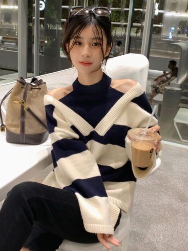 Real shot Autumn and winter new pure desire wind fake two-piece off-the-shoulder striped oversize halter neck long-sleeved sweater top women