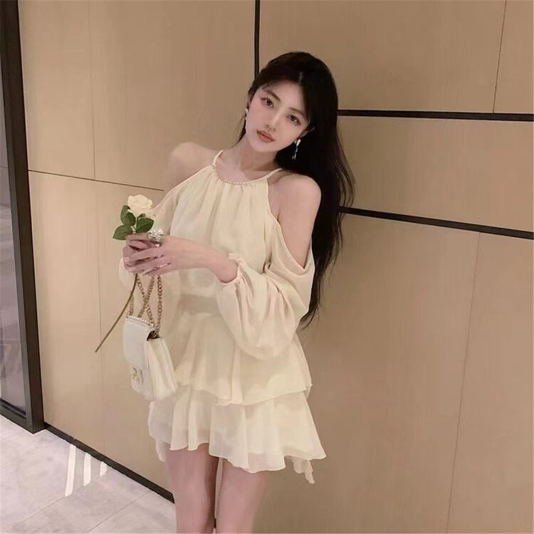 Autumn is new! [Clothing] Pure Desire Chiffon Off-Shoulder Shirt + Elastic Waist Shorts Skirt Suit 1279# PCZ