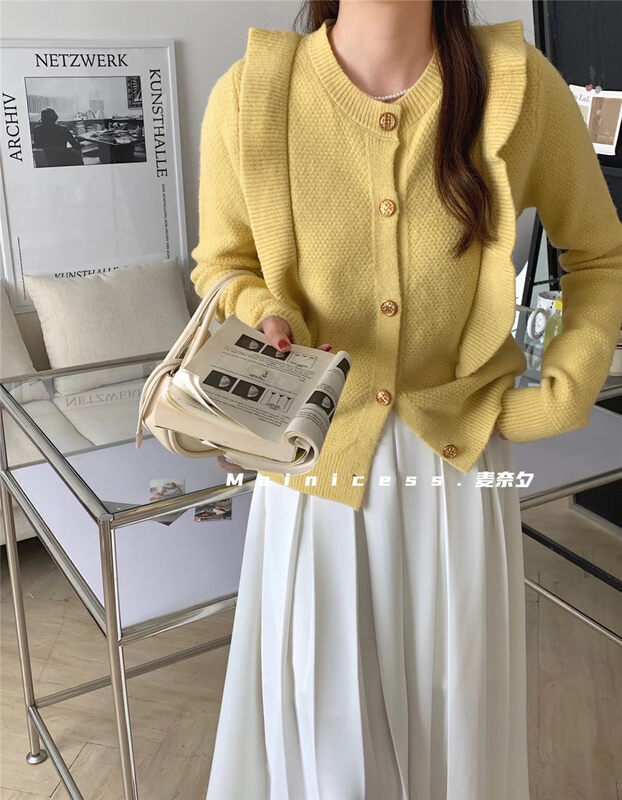 Autumn is new!【MAINICES】Ruffled all-match slim-breasted knitted cardigan 62209# CLS