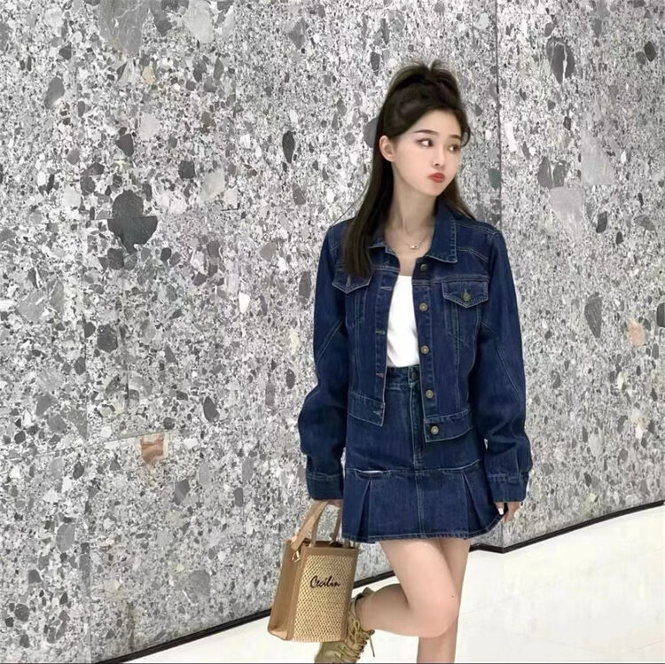 Autumn is new! [Clothing] Simple solid color denim jacket + high waist A-line skirt suit 1285# PCZ