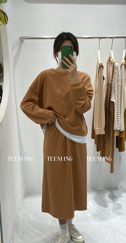New in autumn!【TEEM ING】Design fake two-piece sweater + slit high-waist skirt suit 22T592# HJY