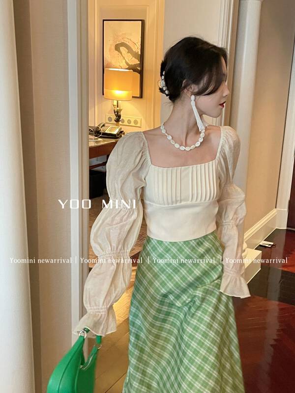 CXDHH [Strictly Selected-Growing Grass to Become a Tree] Little Woman Square Neck Long Sleeve T-Shirt XC16-18051-L# JHY