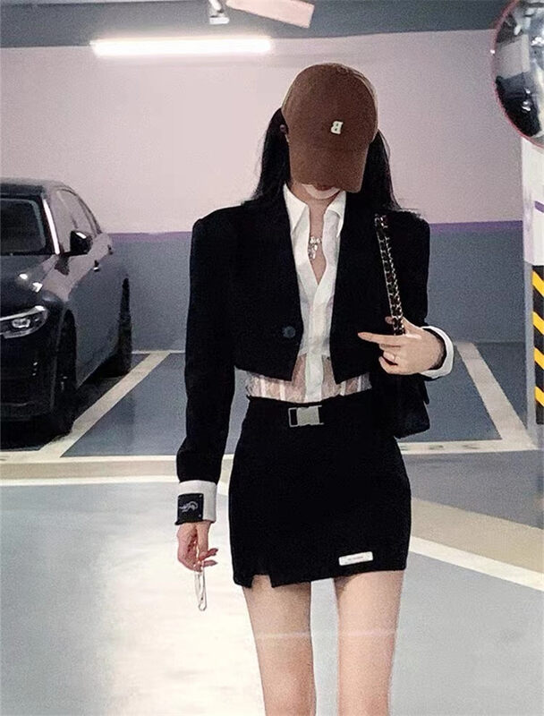 Autumn is new! [Clothing] Commuter temperament short suit + simple solid color shirt + high waist skirt suit 1312# PCZ