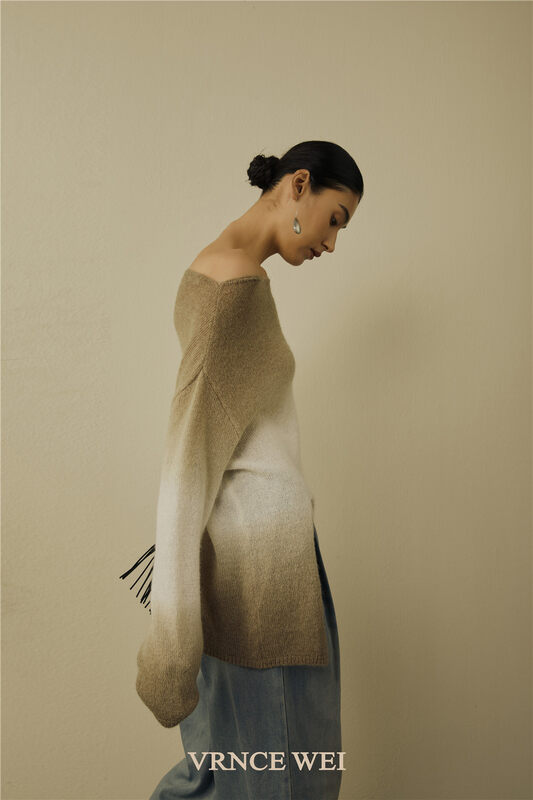 New in early autumn! [VRNCE] Gradient one-shoulder design warm sweater 7306C# XYJ