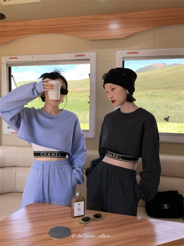 New in early autumn! [DT CLASSIC] Loose and rolled round neck short sweater (single sweater) 4979# XYJ