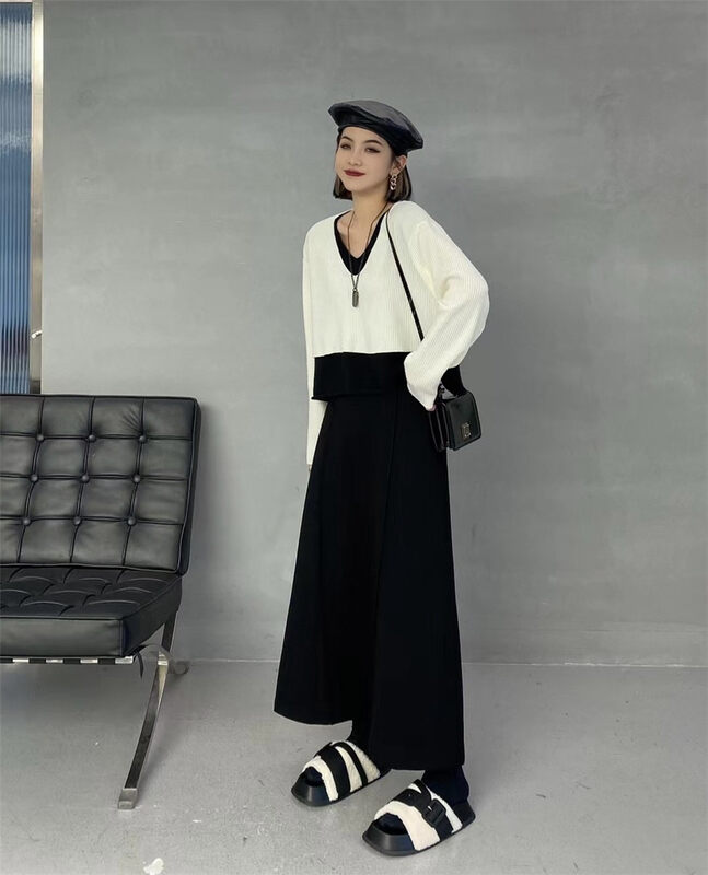 New in autumn! [HYSO] V-neck fake two-piece knitted sweater 1580# XJ