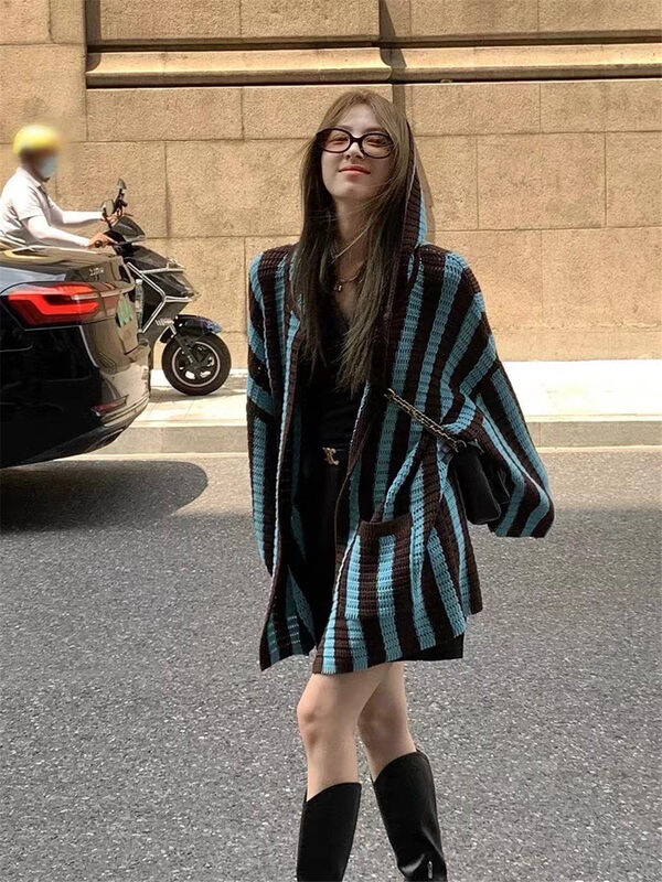 New in autumn! [BINGBING] Long-sleeved striped Korean knitted cardigan (with brooch) YS1-8605# XYJ