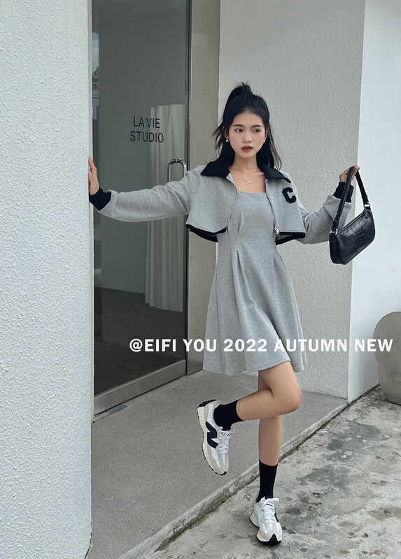 New in autumn!【EI FI YOU】Casual sports sweater short jacket + waist slim dress suit 3830# LSL