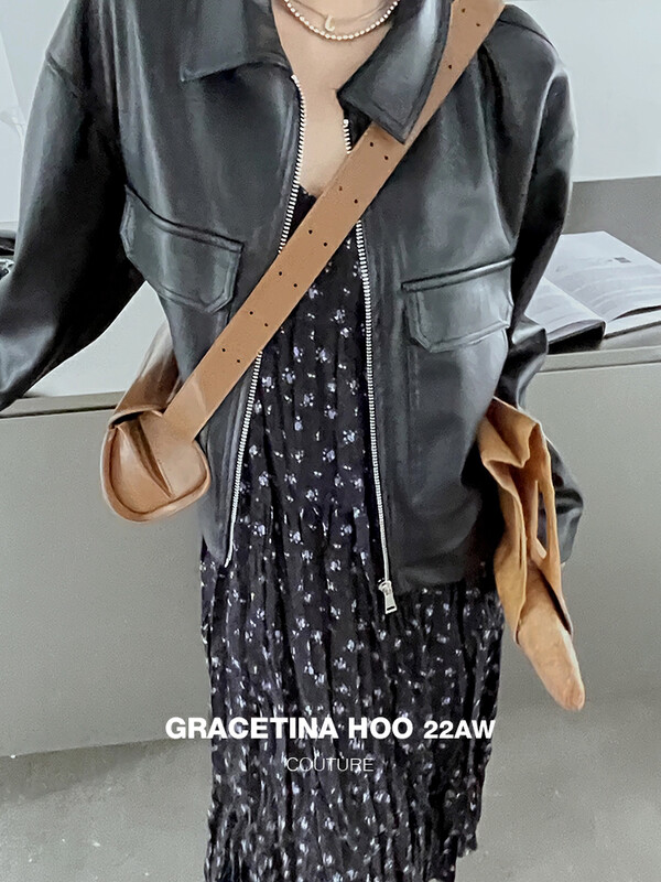 [GRACETINA HOO] Design double-pocket PU short jacket WT3151