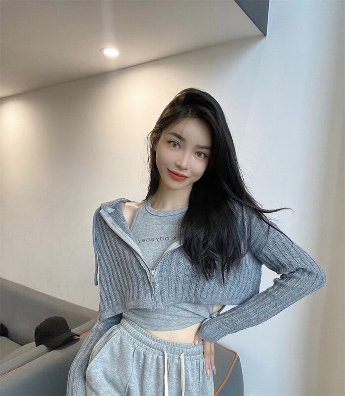 New in autumn! [BINGBING] Casual Letter Vest + Hooded Sweater Jacket Set 8625# XYJ