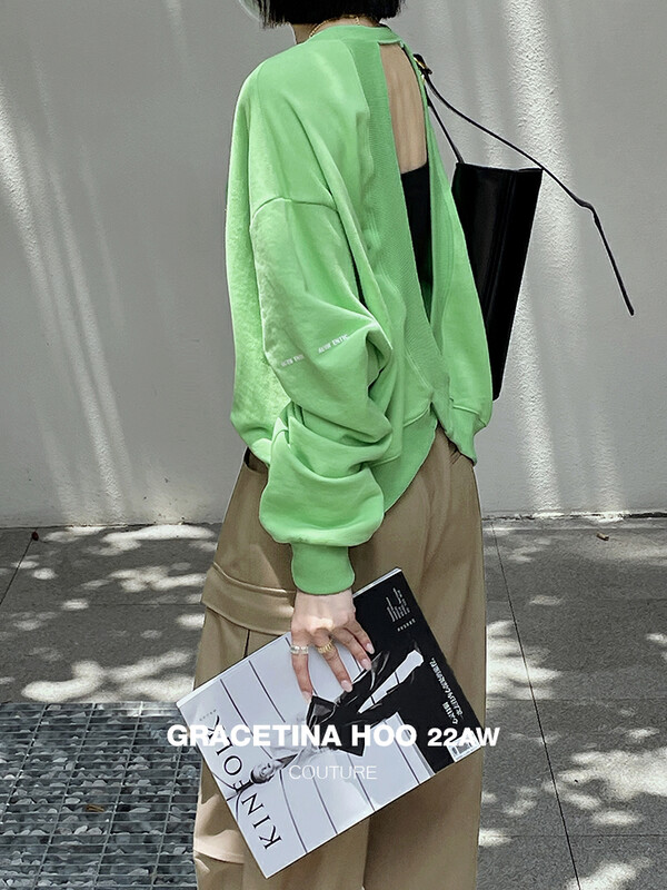 [GRACETINA HOO] Personalized hollowed out backless pullover loose-fitting sweater sweater is lazy, loose and inclusive WY331