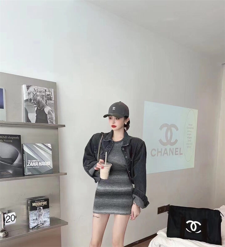 Autumn is new! [BINGBING] Korean sleeveless vest + high waist slim skirt + long sleeve all-match coat suit YS2-8603# XYJ