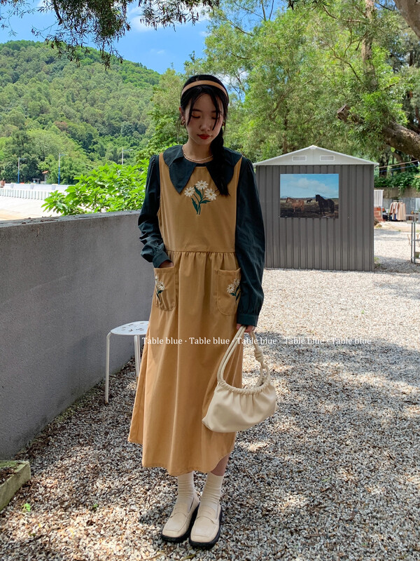 New in autumn! 【TABLE BLUE】 Mori retro embroidered dress 3004# LSW