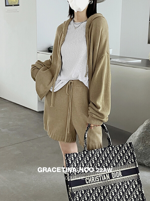 [GRACETINA HOO] Niche zipper design shorts suit Z876