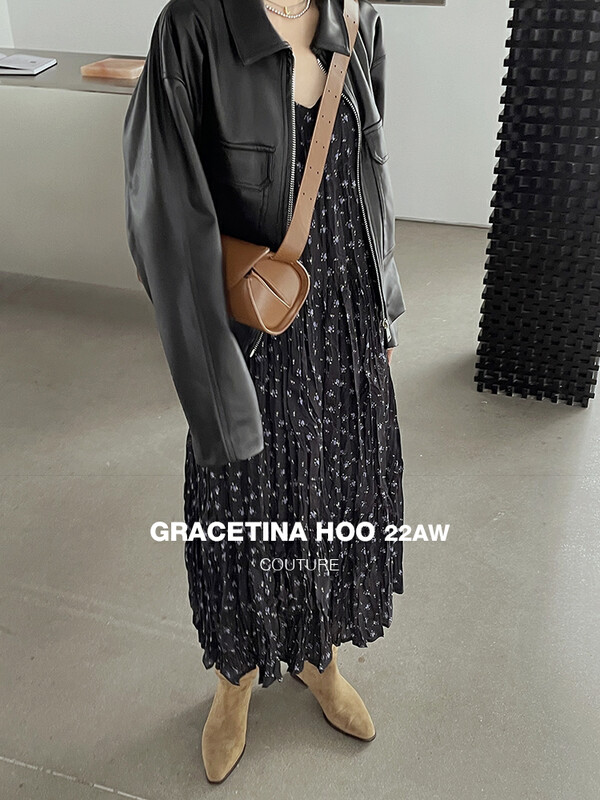 [GRACETINA HOO] Layered and multi-wear legal dyed small floral pleated suspender dress LY862