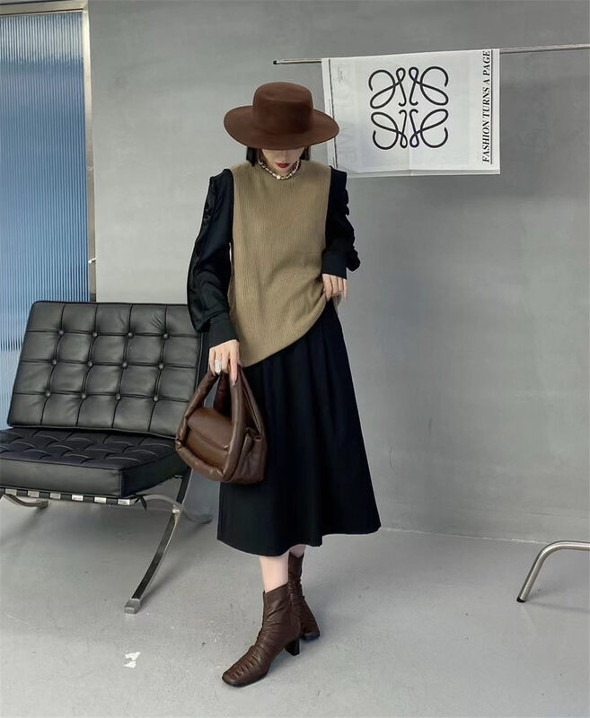 New in autumn! [HYSO] Contrast color stitching sleeve round neck sweater 80007# XJ