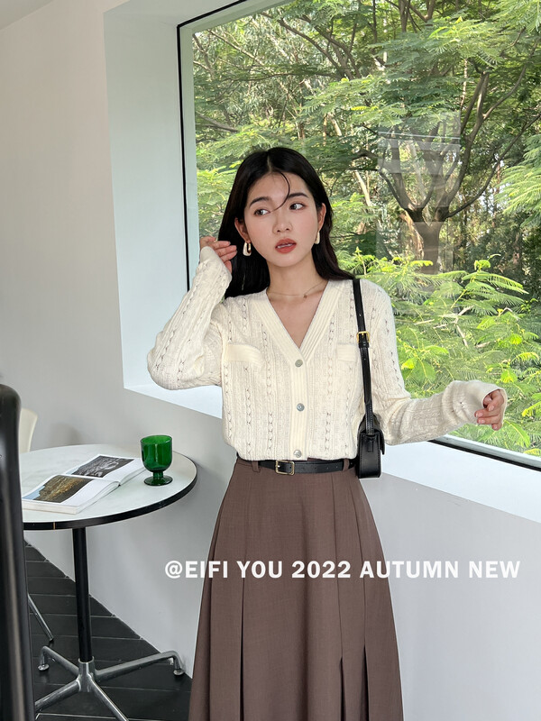 New in early autumn!【EI FI YOU】v-neck twist-breasted warm sweater 3777# LSL