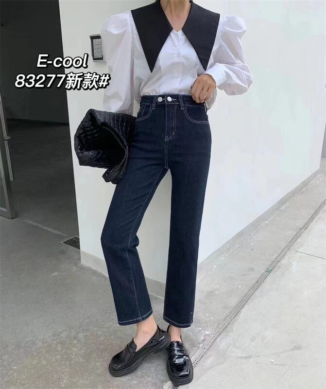 Autumn is new! [Clothes and jeans] Korean version of small slit smoke pipe jeans 83277# HJY