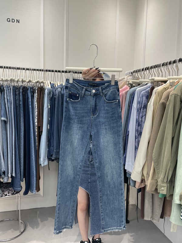 New in autumn!【GDN】Korean straight-leg all-match jeans 98098# HYY