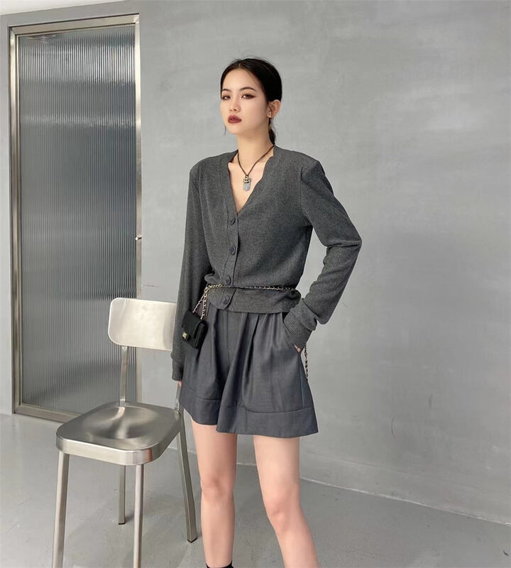 New in autumn! [HYSO] Lazy and versatile V-neck knitted cardigan 5253# XJ