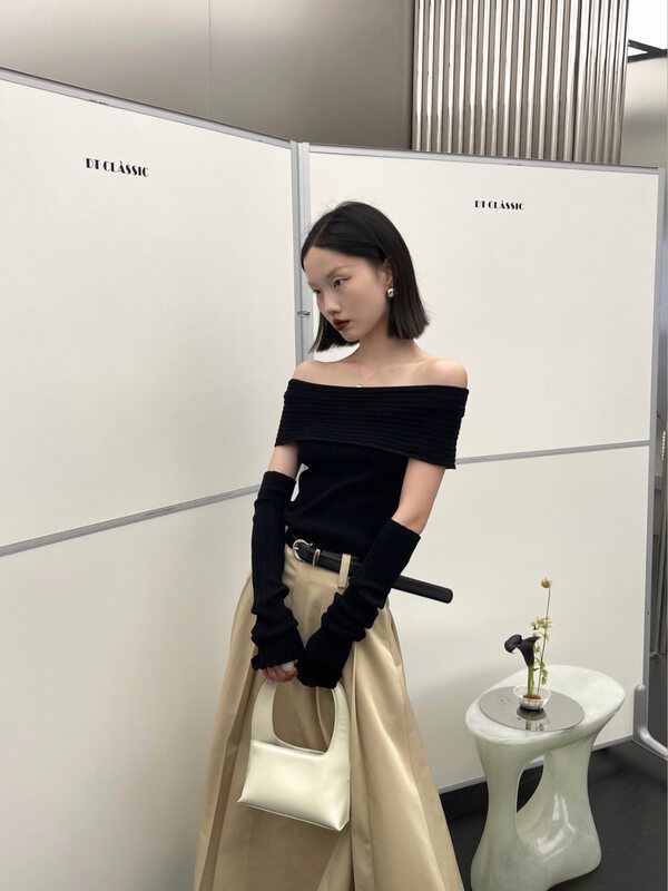 Early autumn new [DT CLASSIC] elegant temperament one-neck slim-fit knitted sweater (with sleeves) 4890# XYJ