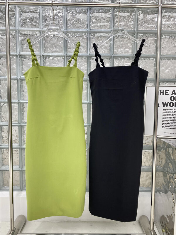 New in early autumn! [DT CLASSIC] Korean version of the suspender slim sexy dress YS1-YS1-XC15-70174# GYJ