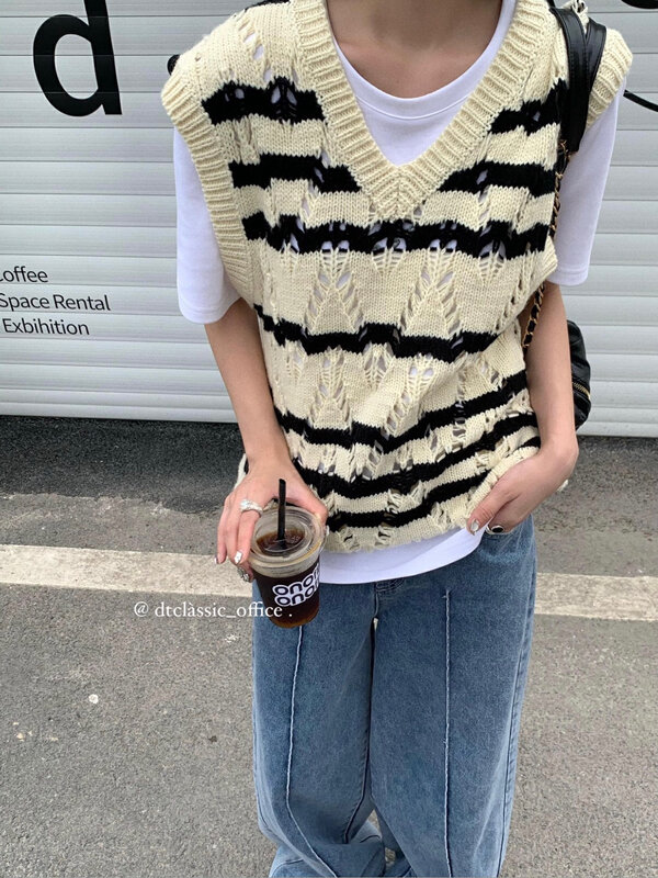 Live ⑤! New in autumn! [DT CLASSIC] V-neck striped knitted vest D5159# JHY