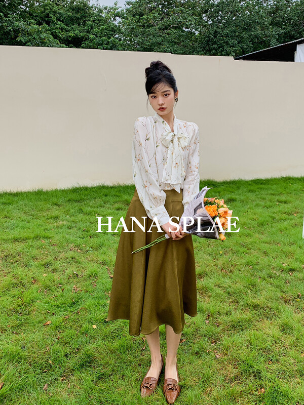 New in early autumn! [HANNA Hanna] High waist and thin A-line skirt YS1-H3315# JHY