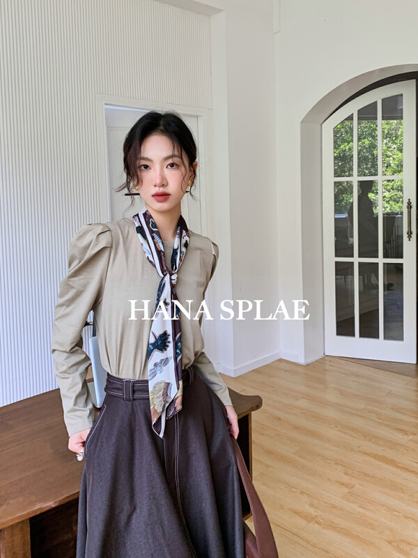 New in autumn! [HANNA Hanna] Simple solid color puff sleeve round neck long sleeve T-shirt (with tie) H10355# JHY