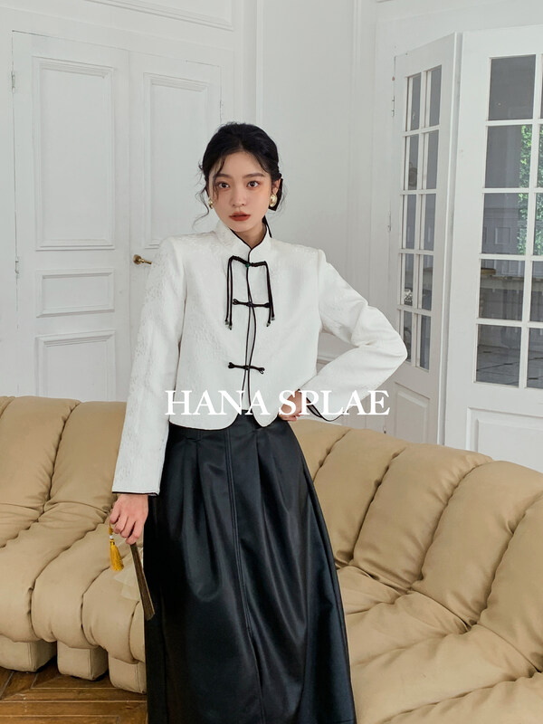 New in early autumn! [HANNA Hanna] Chinese style buckle stitching stand-up collar short coat H10269# JHY