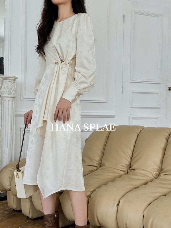 New in early autumn! [HANNA Hanna] Irregular dress with a sense of niche design H3318# JHY