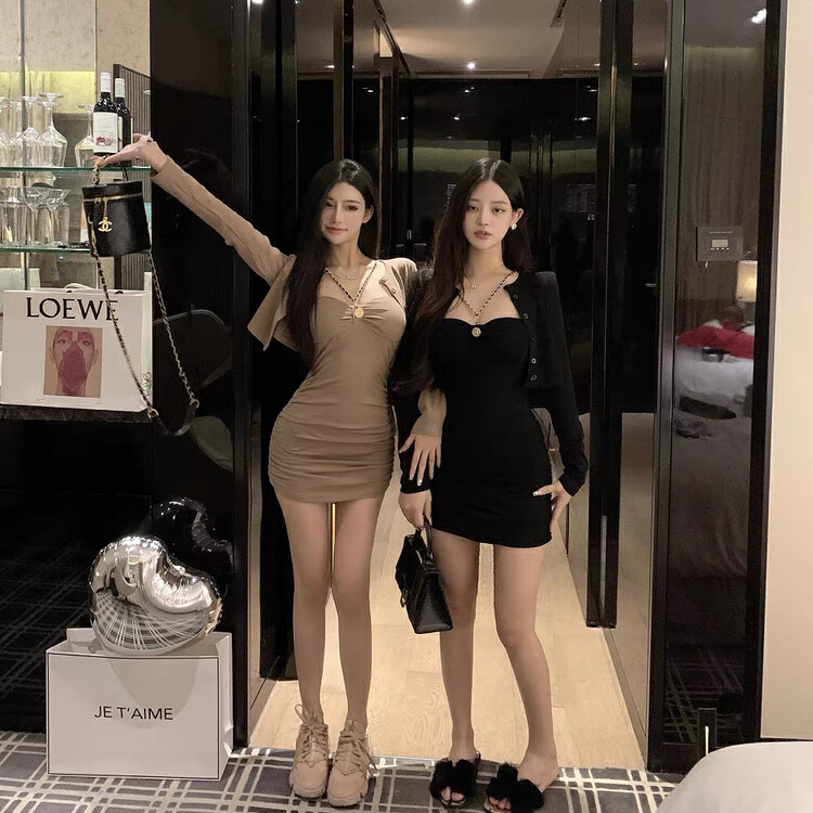 Autumn models are new! [XINYUANJIEYI Aragaki Yui] Pure Desire Internet Celebrity Design Halter Dress + Simple Slim Small Shirt Set 895A# PCZ