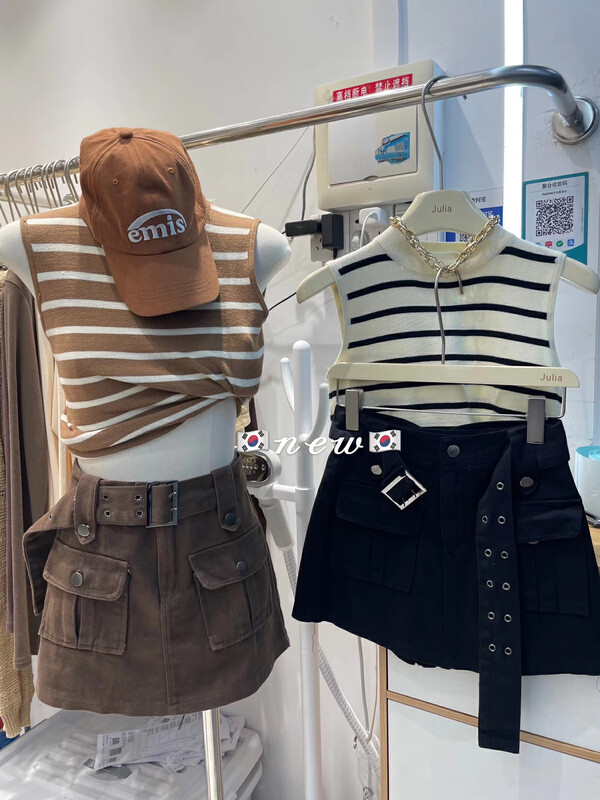 New in early autumn! [JULIA] round neck all-match striped vest/sling 1192# PCZ
