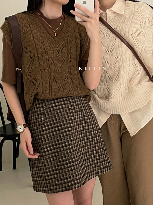 【KITTIN】Korean Mohair V-neck Empty Vest 1318