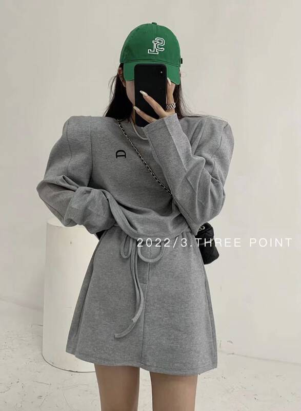 秋款上新!【3.THREE POINT】圓領寬鬆衛衣+鬆緊腰高腰半身裙套裝  6090#  ZXL