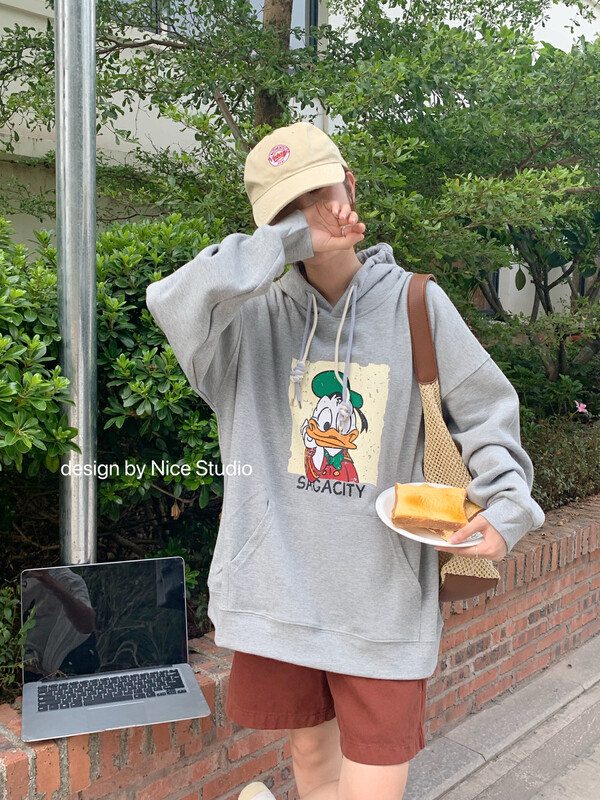 New in autumn! [NICE STUDIO] Donald Duck Print Loose Casual Hooded Sweater 9126# ZXL