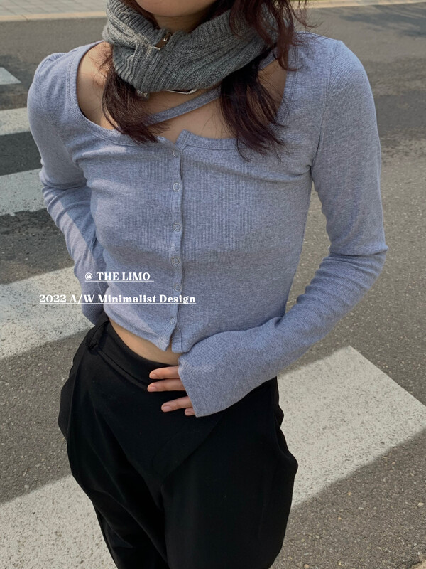 New in early autumn! [THE LIMO] Korean square collar buckle oblique belt long-sleeved T-shirt 6803# XYJ