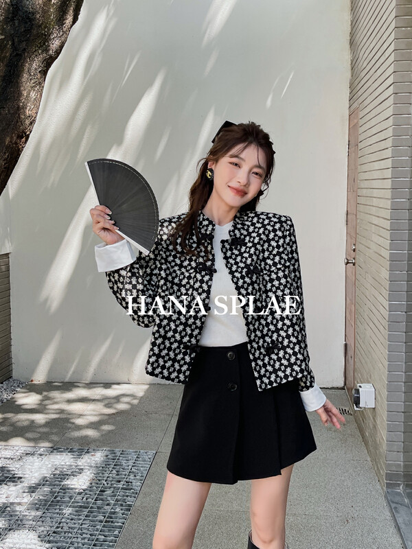 [HANNA Hanna] [Hanna] Chinese style bow decoration button stand collar shirt short outer short coat H5558