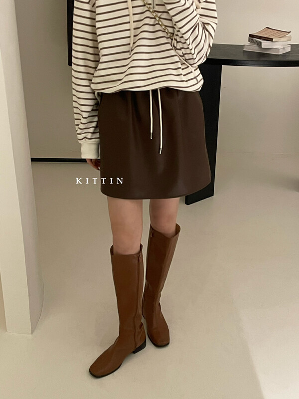 【KITTIN】Korean Style Elastic Waist Leather Short Skirt 689