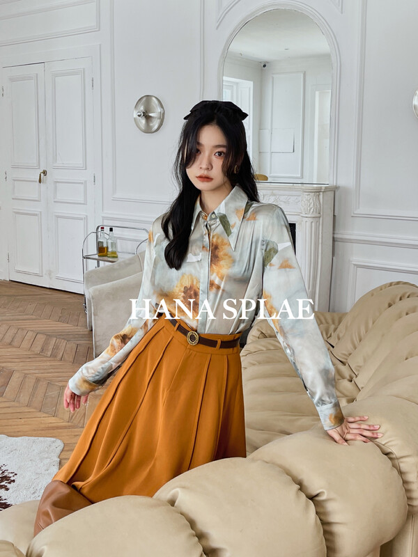 New in early autumn! [HANNA Hanna] temperament commuter smudge shirt H10235# JHY