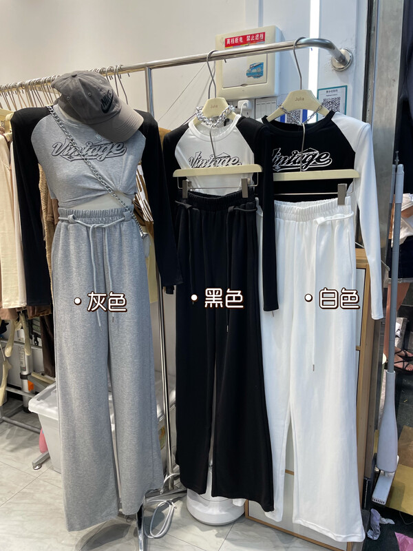 New in early autumn! [JULIA] Elastic waist wide leg comfortable casual pants (with belt) (sold only pants) 1200# PCZ