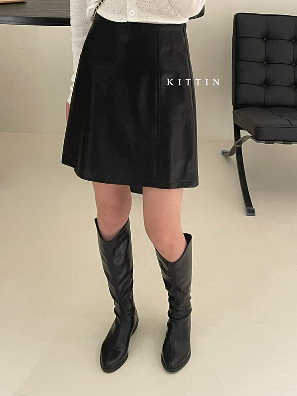 【KITTIN】Korean style split leather short skirt 696