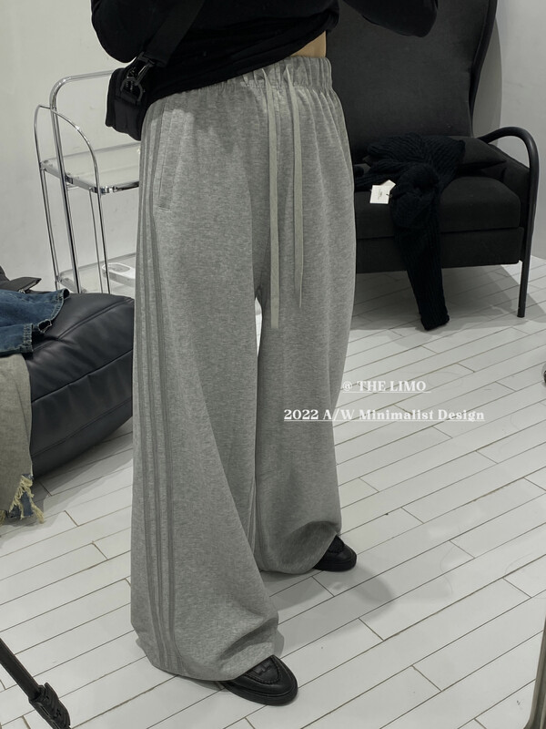 New in autumn! [THE LIMO] Three-bar wide-leg all-match slim casual pants 6843# XYJ