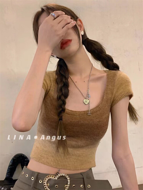 New in early autumn! [LINA] Spice Girl Gradient Design Square Neck Short Warm Sweater 2552# HJY