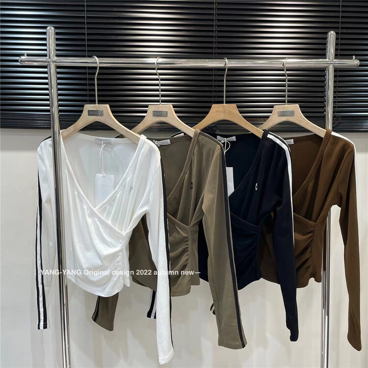 New in autumn! [YANG-YANG] V-neck all-match pullover simple small shirt C5156# CLS