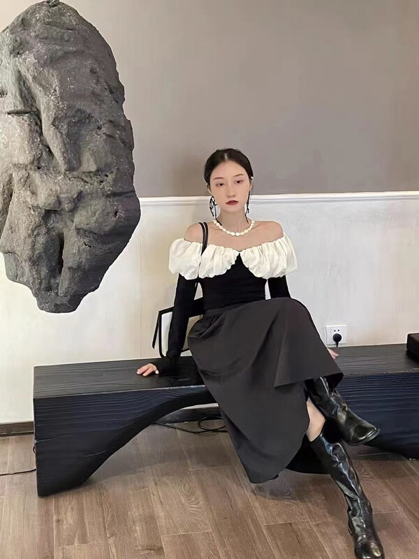 Autumn is new! [MOST] One-word collar retro puff sleeve stitching design small shirt (only small shirts are sold) 97509# ZJY